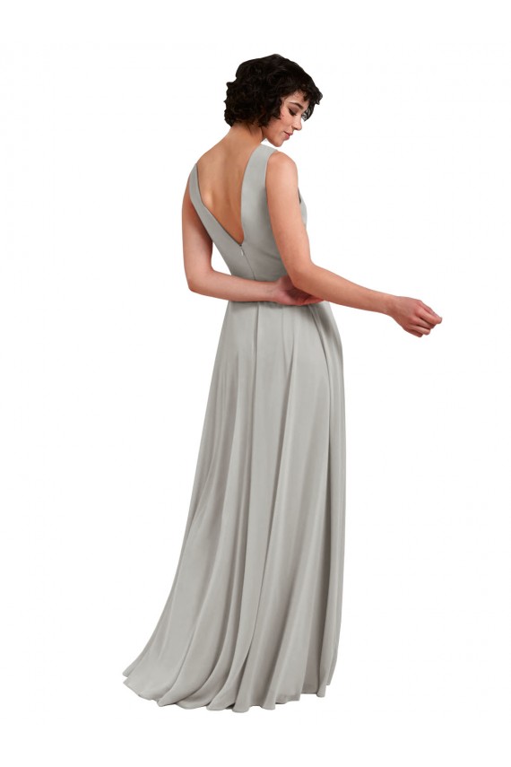 Online Daring Plunging V-Neck Long Chiffon Bridesmaid Dress with Pleated Bodice UK