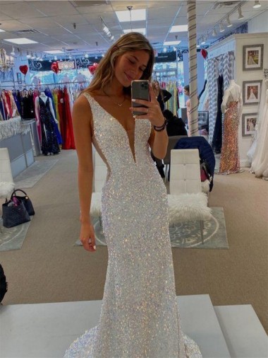 Online V-Neck Sleeveless Long Velvet Sequin Prom Dress with Sweep Train UK